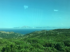 Гибралтарский пролив со стороны Средиземного моря