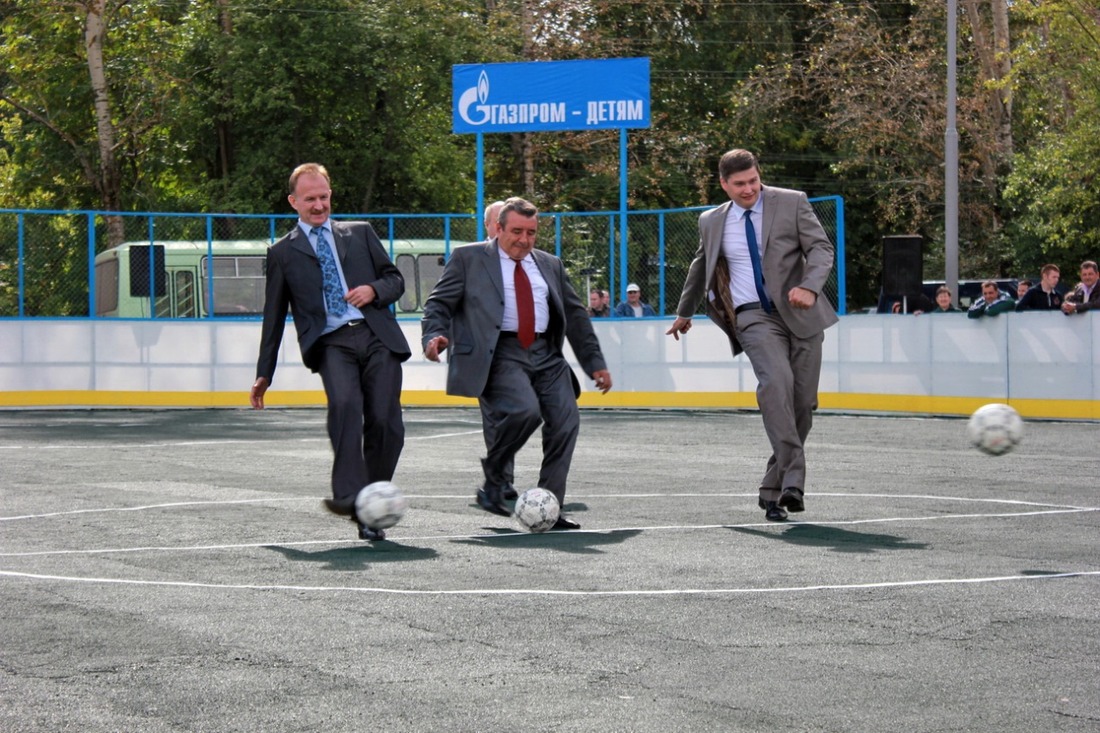 4 сентября в Гаврилов-Яме Ярославской области на улице Менжинского состоялось торжественное открытие многофункциональной спортивной площадки, построенной в рамках социальной программы «Газпром — детям»