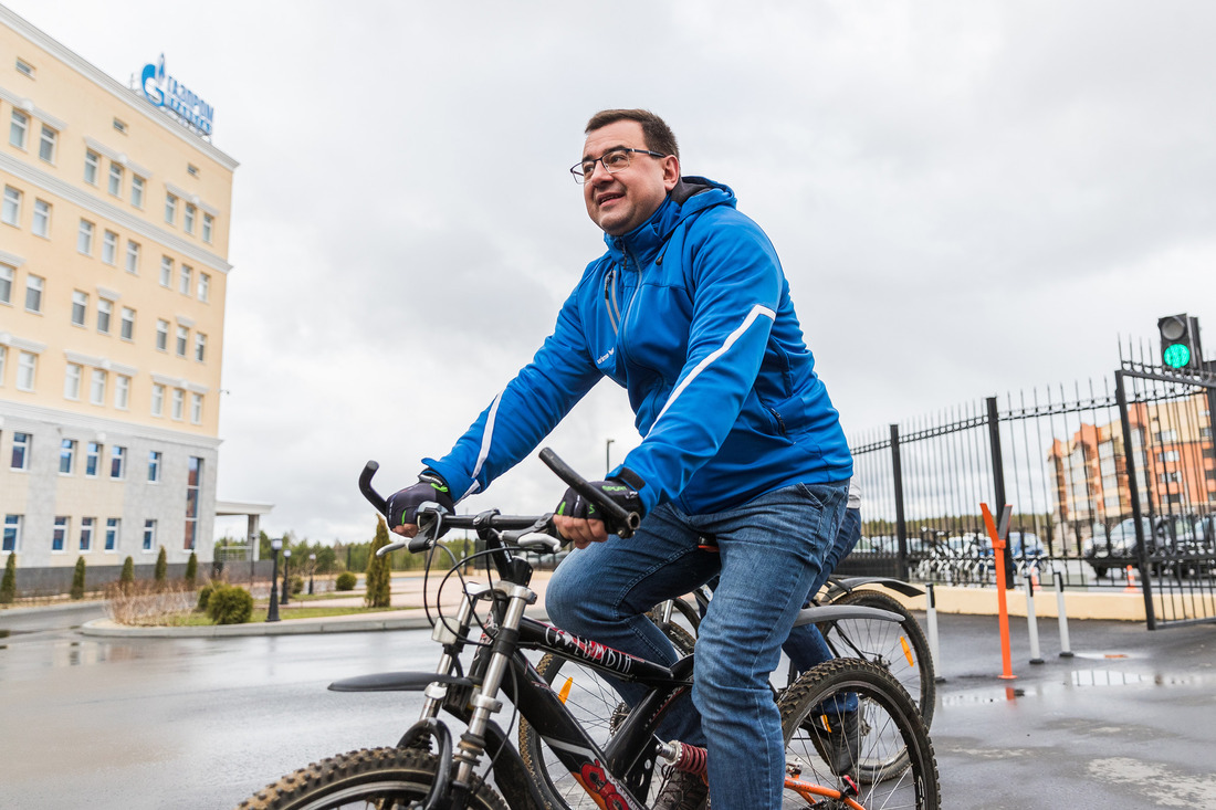 Работники ООО «Газпром трансгаз Ухта» приняли участие в акции «На работу на велосипеде»