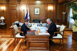 Алексей Миллер и Сергей Гапликов во время рабочей встречи